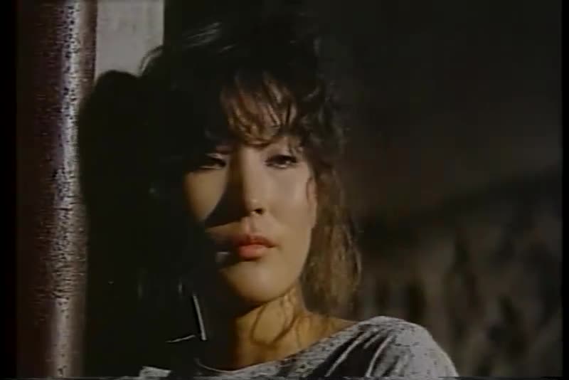 여왕벌1986 청불
